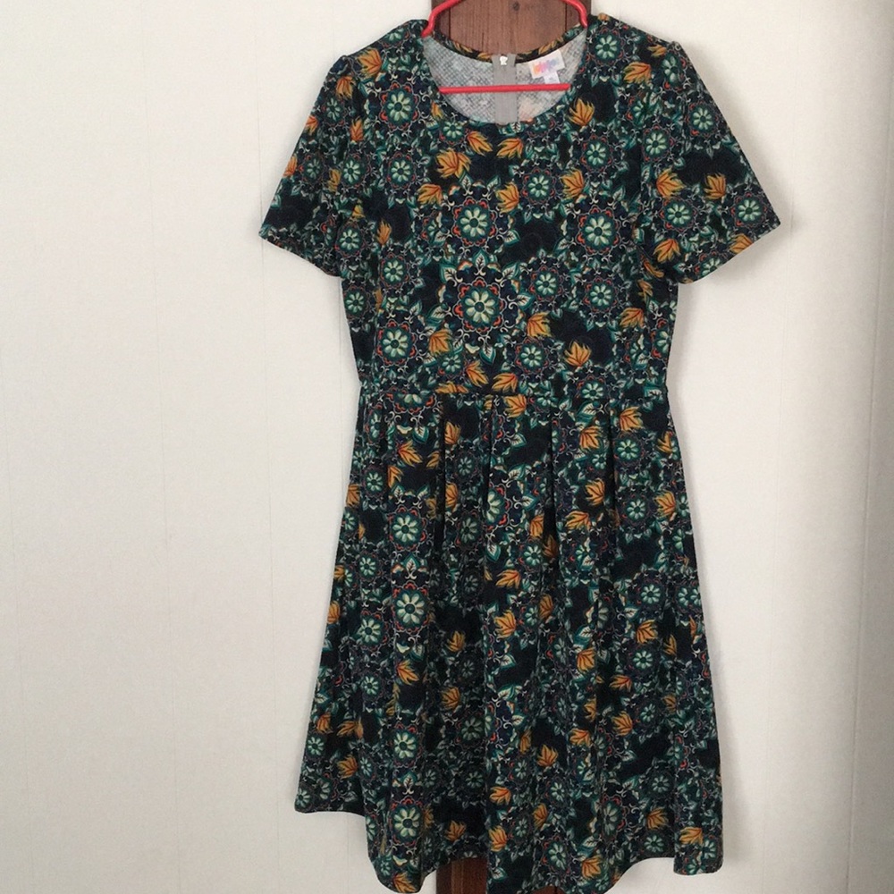 Lularoe Amelia dress